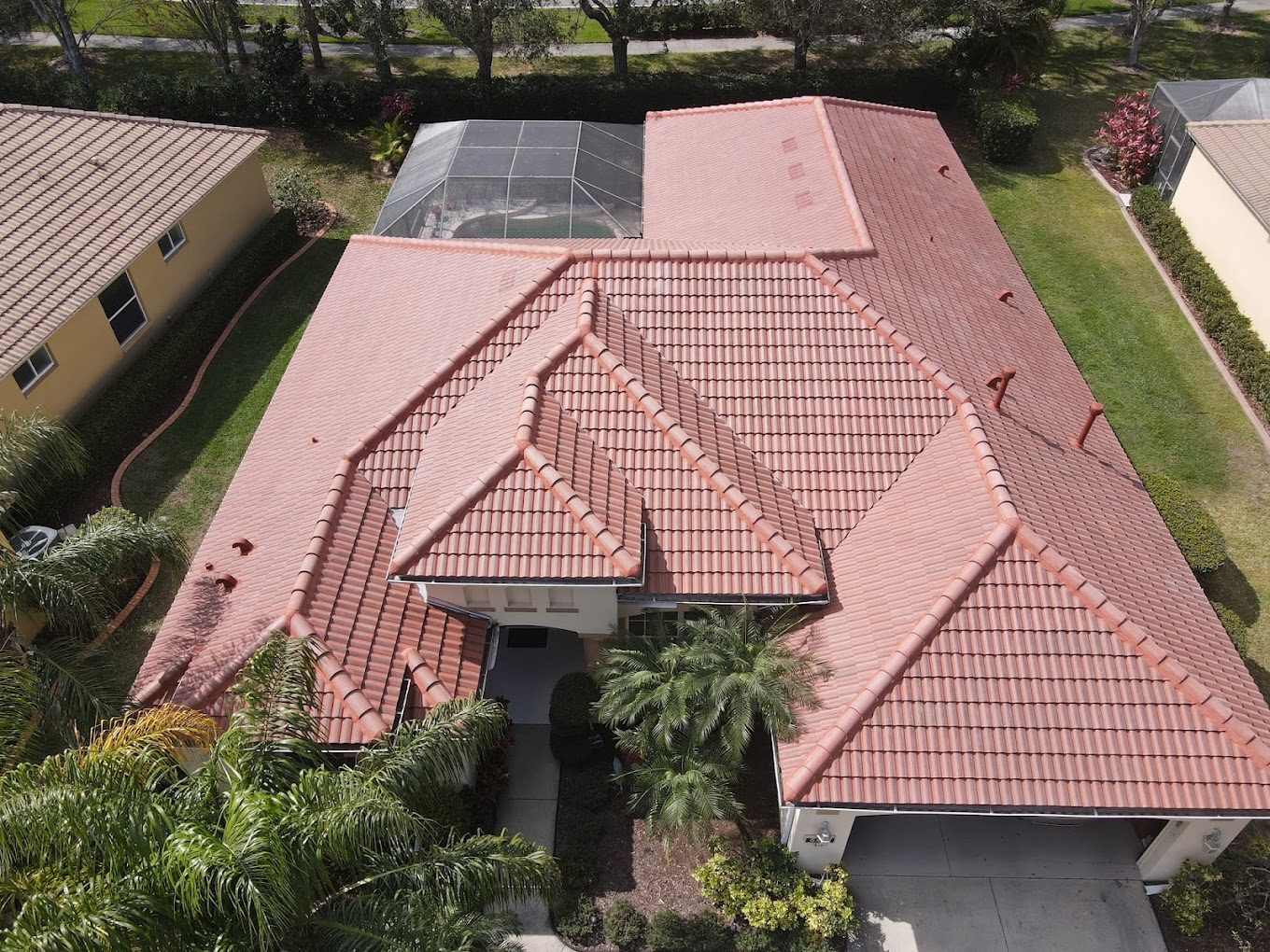 Aerial view of a tile roof in Palm Beach County